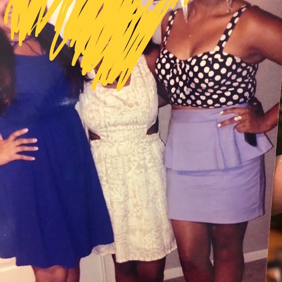 Light blue skirt - Picture 3 of 3